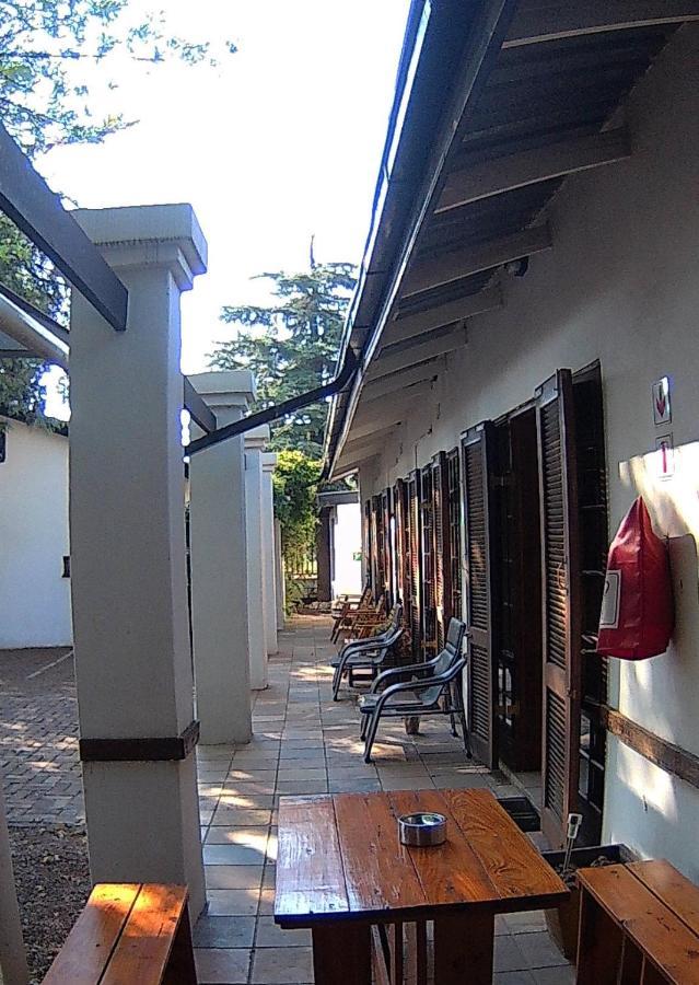 Kuru-Kuru Guesthouse Kuruman Εξωτερικό φωτογραφία